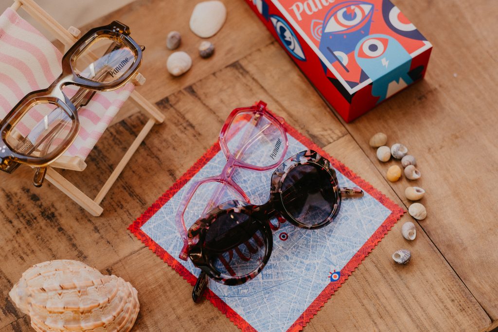 ollection de lunettes Paname présentée par Optique BJ, des montures françaises inspirées de l'élégance parisienne et du style contemporain.